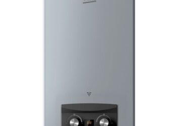 سخان مياه يعمل بالغاز الطبيعي سعة 10 لتر، يأتي مع مدخنة وشاشة رقمية ومحول USB، يأتي بتصميم آمن بالكامل من بيكو( فضي)